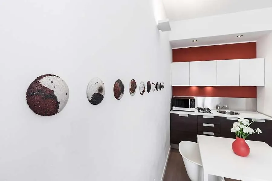 Luxury Apartments Porta Nuova Милан